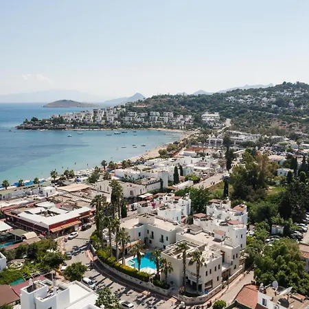 Corner Boutique 3* 比特兹