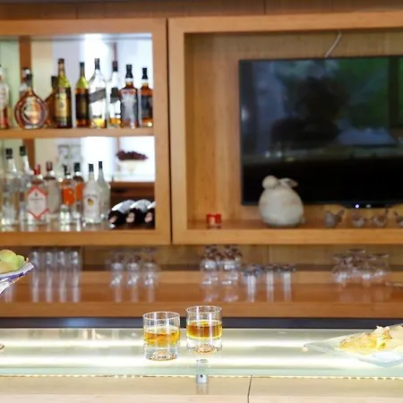 Corner Boutique 3* 比特兹