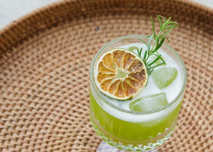 Corner Boutique ביטז