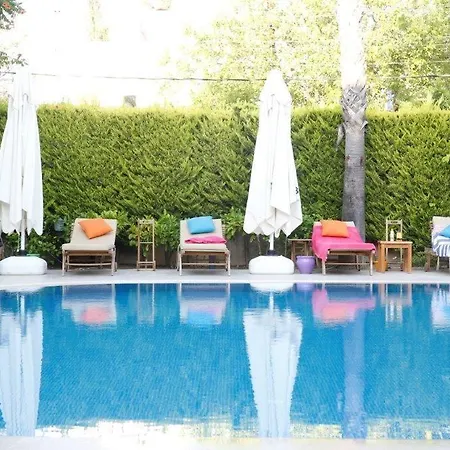 Corner Boutique Otel Bitez