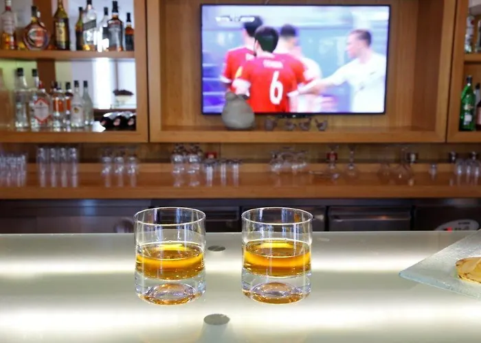 Corner Boutique Bitez